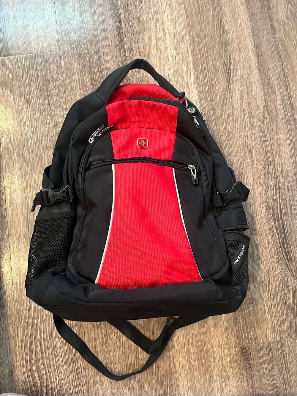 SwissGear 6688 Black and Red Men's Backpack with Multiple Pockets